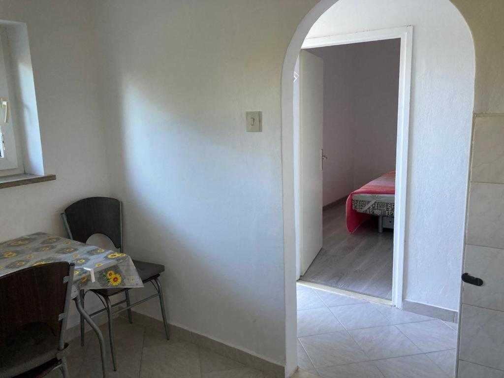 Apartma Mari Apartment Люция Екстериор снимка
